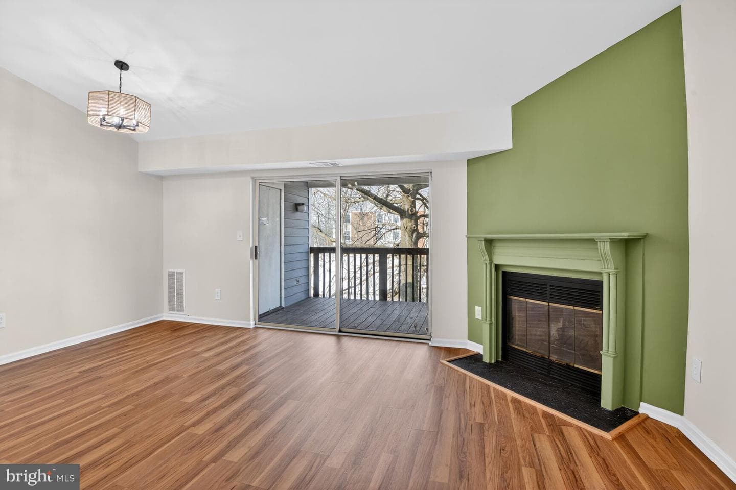 6801 White Water Way #301 photo 3