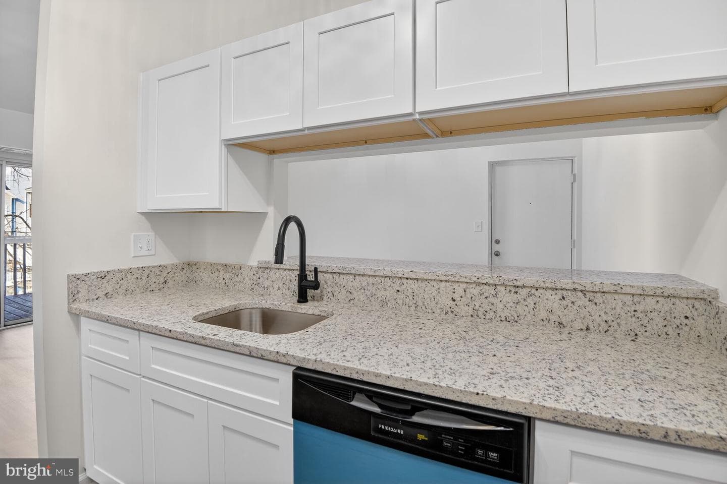 6801 White Water Way #301 photo 7