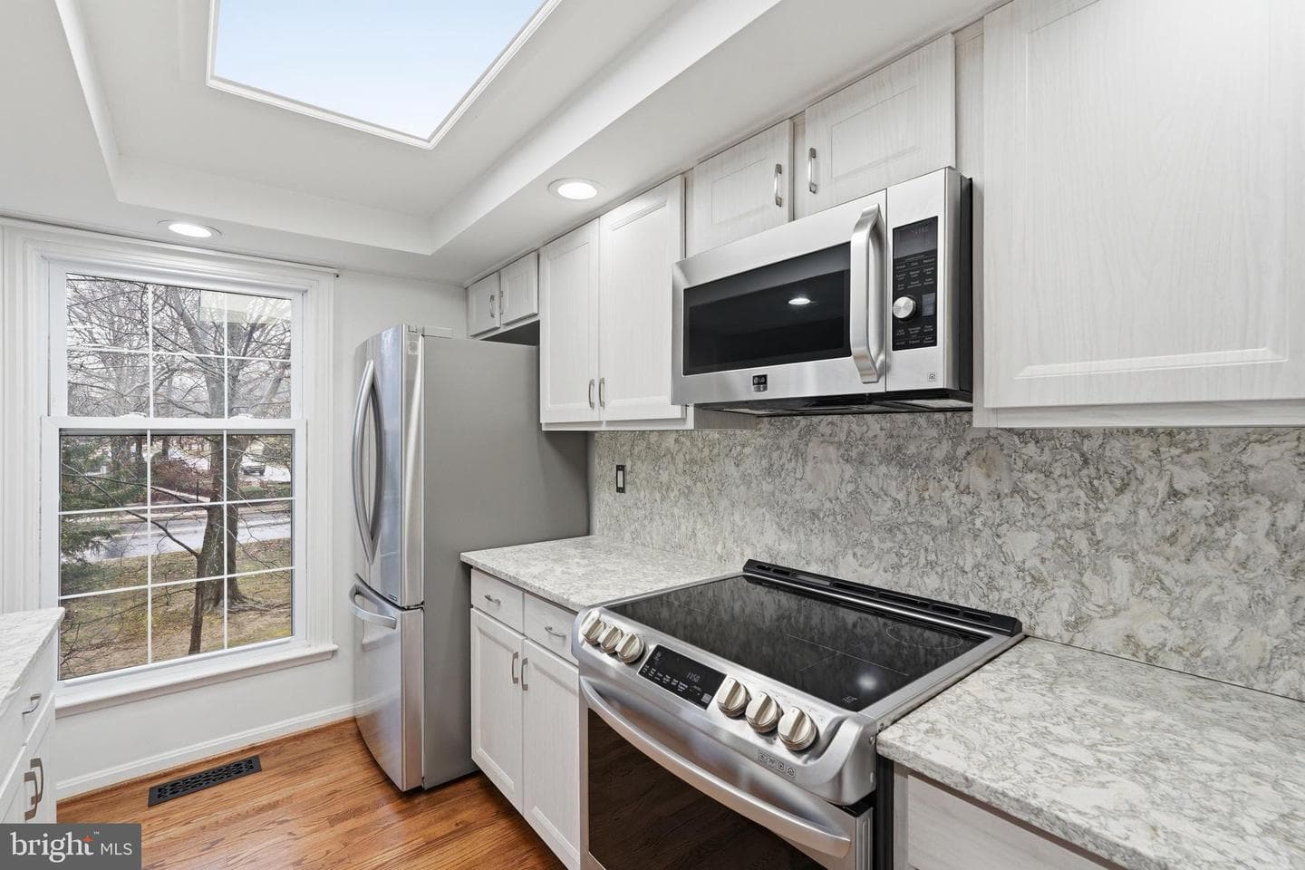 1734 Dana Street photo 10