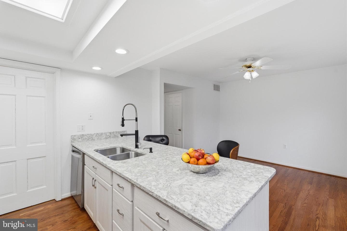 1734 Dana Street photo 12