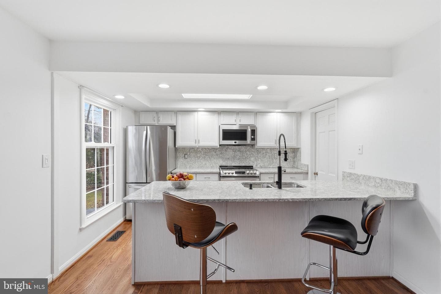 1734 Dana Street photo 8