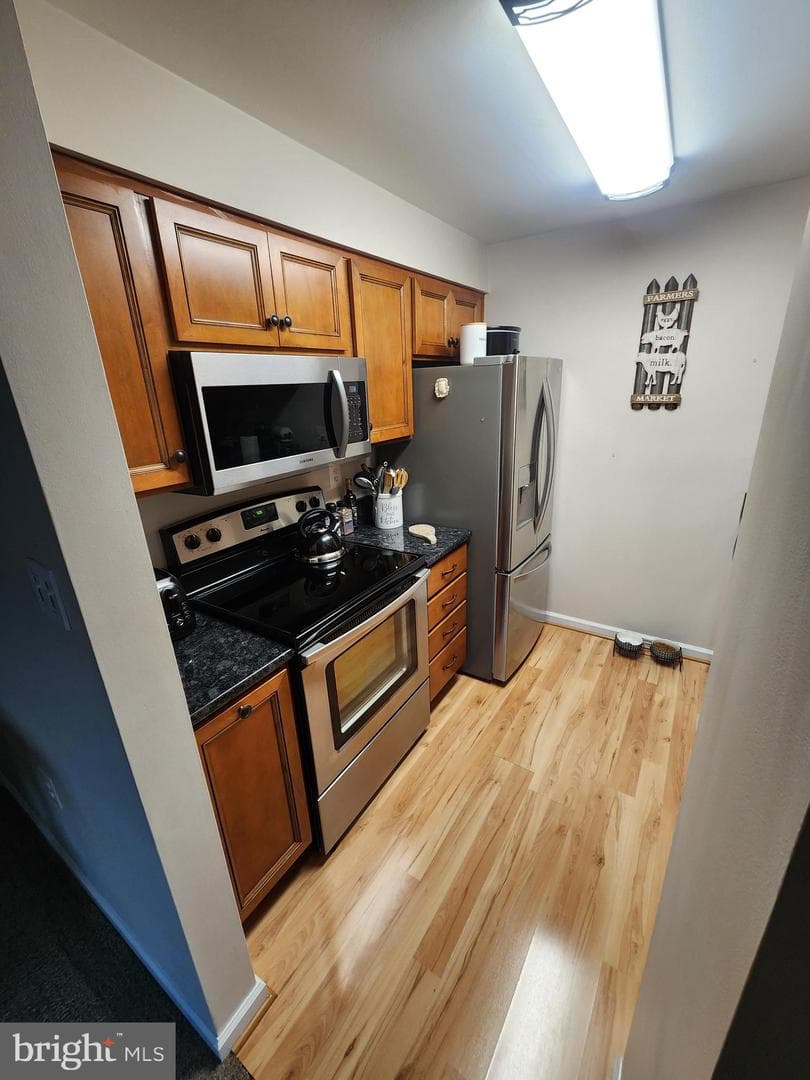 1105 Castle Harbour Way #1a photo 7