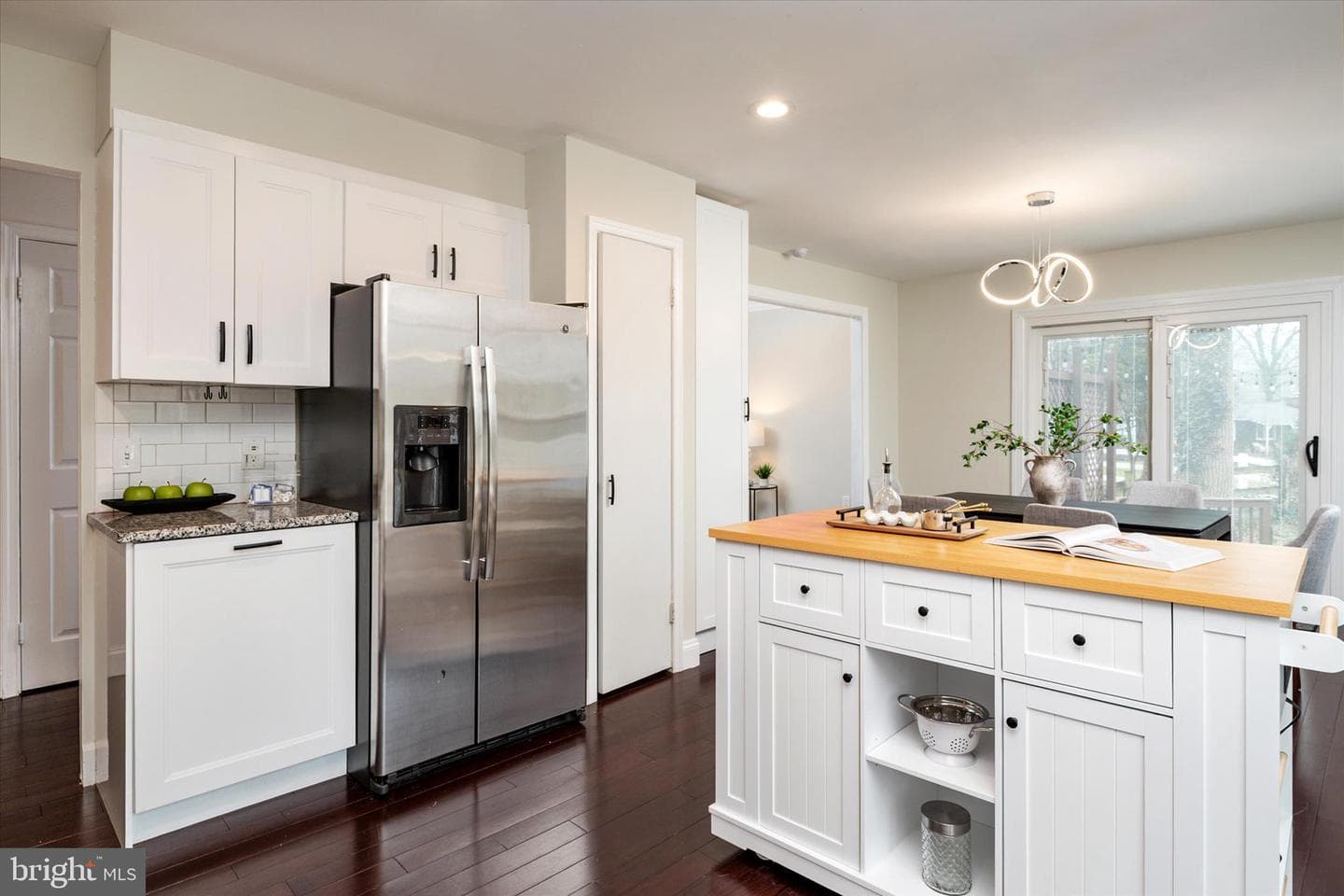 298 Edgemere Drive photo 11