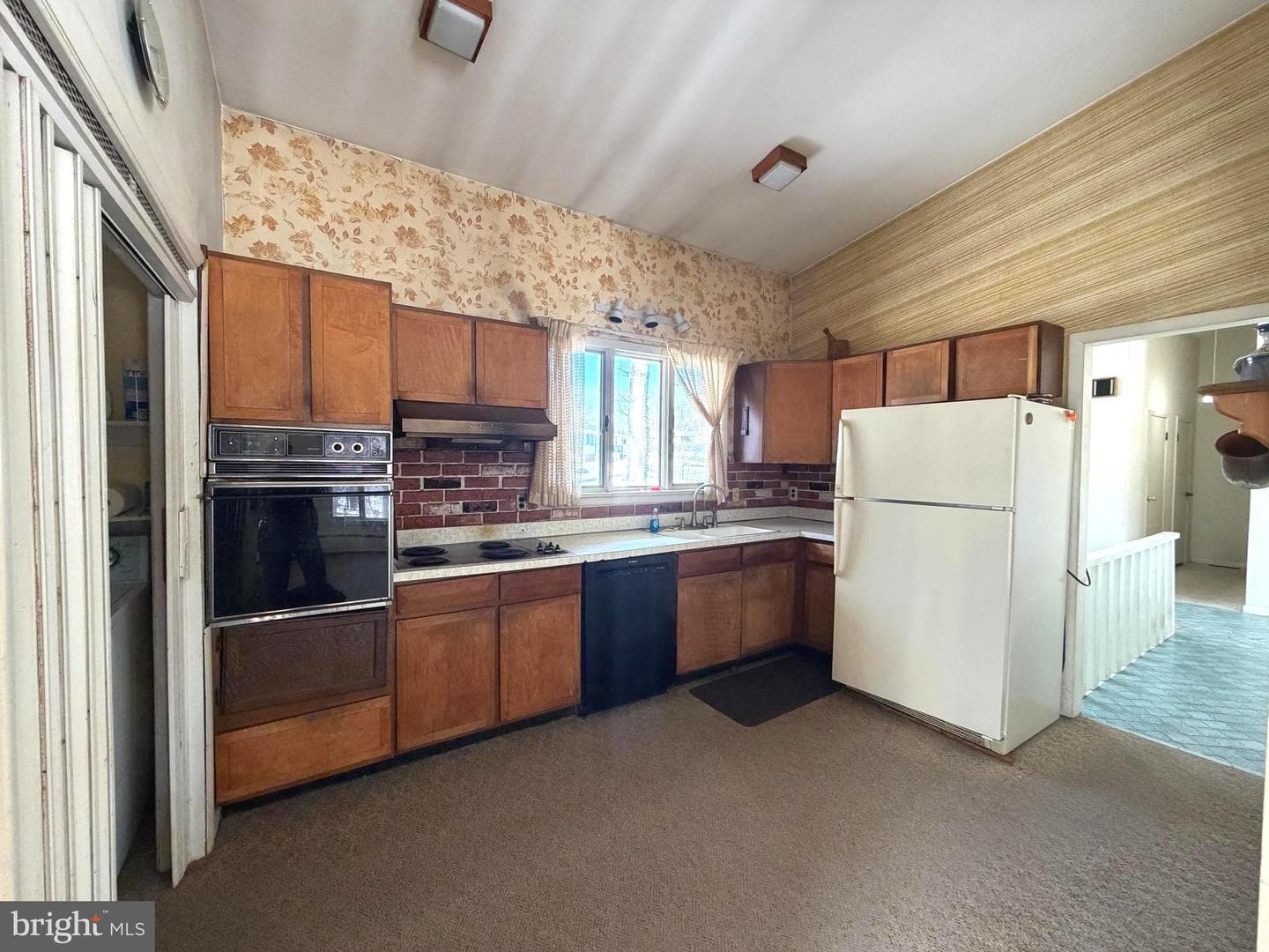7425 Hawkins Drive photo 14