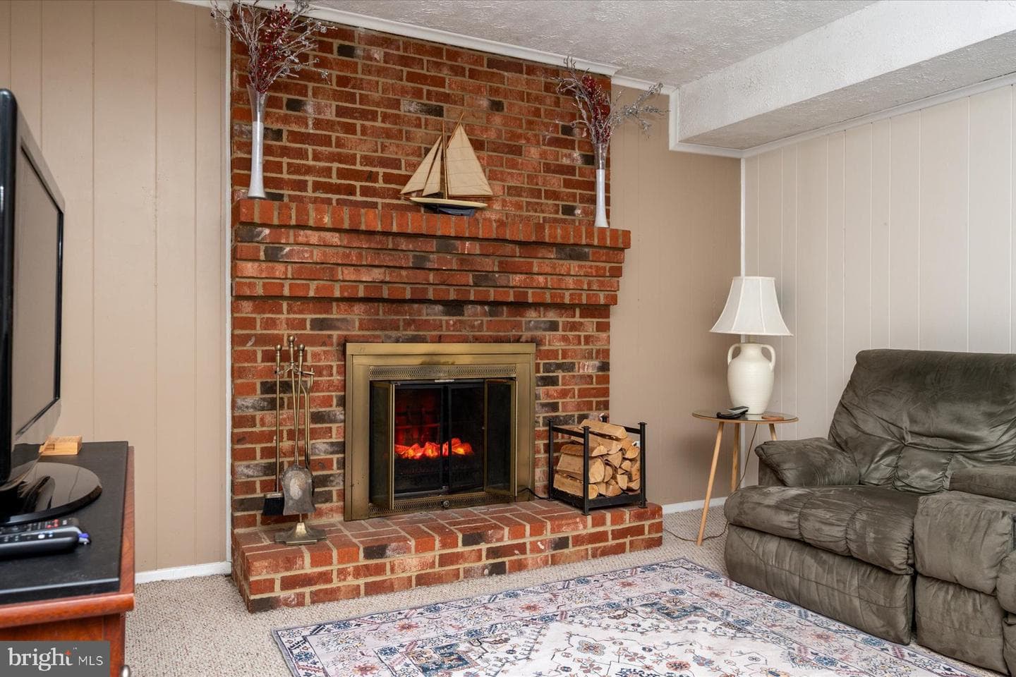 201 Mill Court photo 4