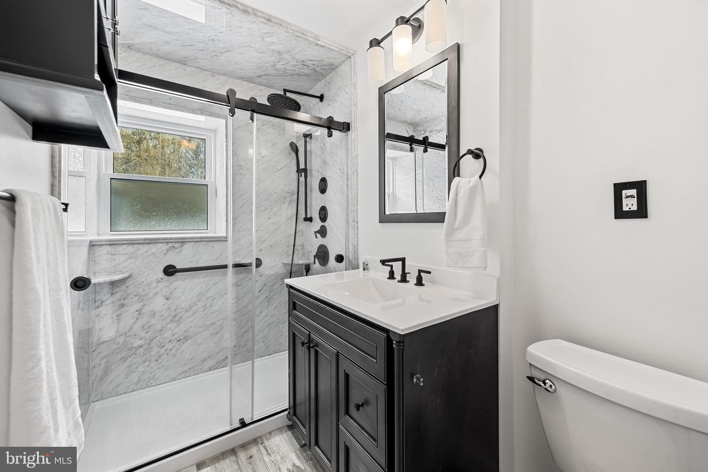 440 Cleveland Road photo 11