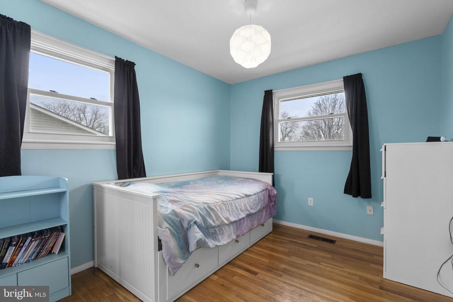 543 Nolfield Drive photo 23