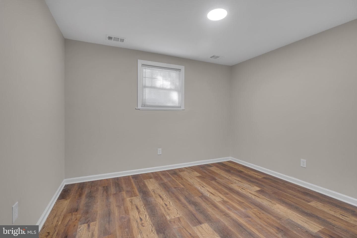 1011 Hanson Street photo 27