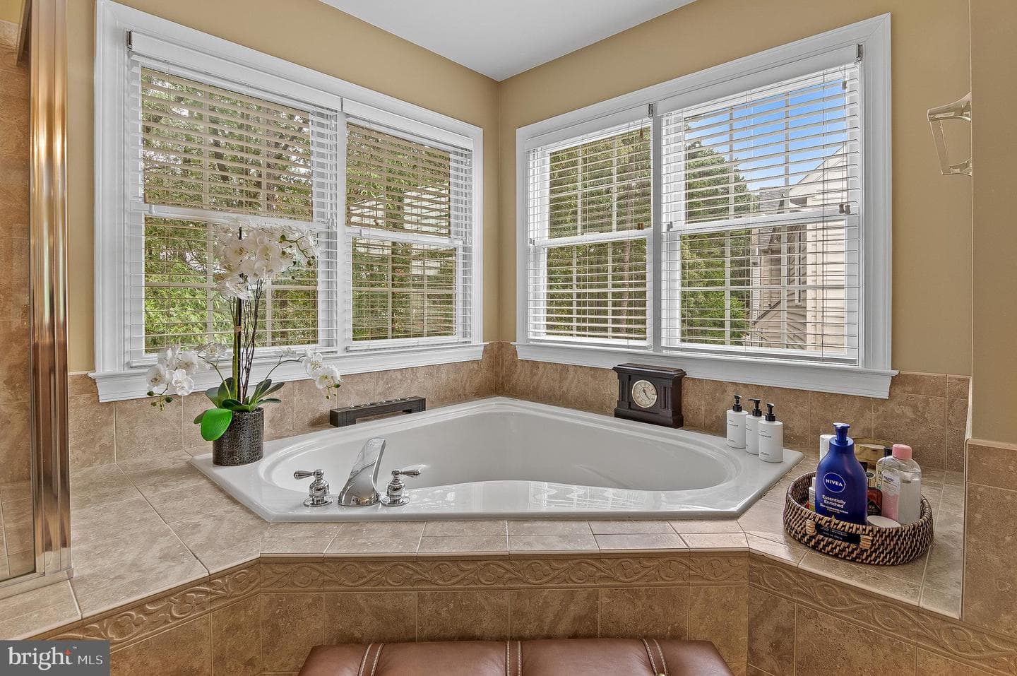 1536 Winfields Lane photo 34