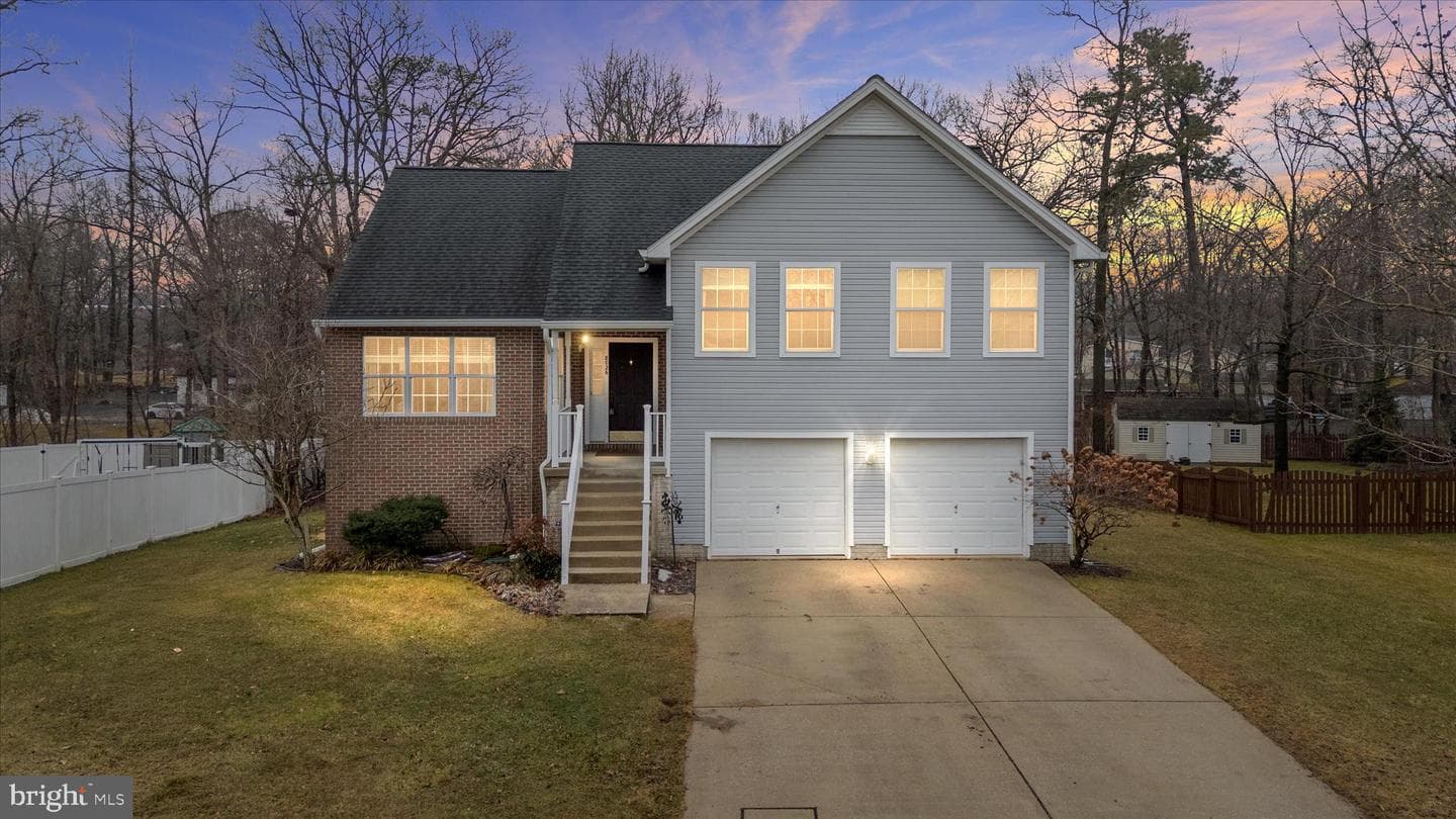 8026 High Oak Road photo 3