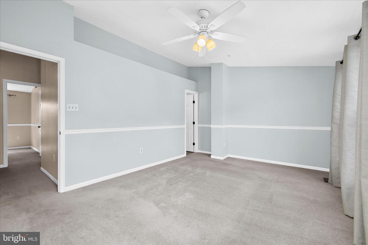 577 Quaker Ridge Court photo 18