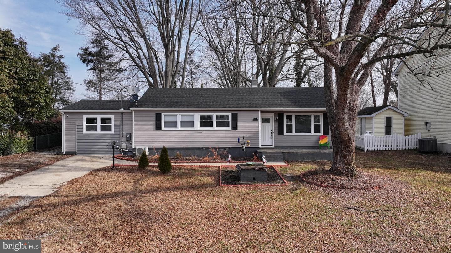 1110 Murray Drive photo 3
