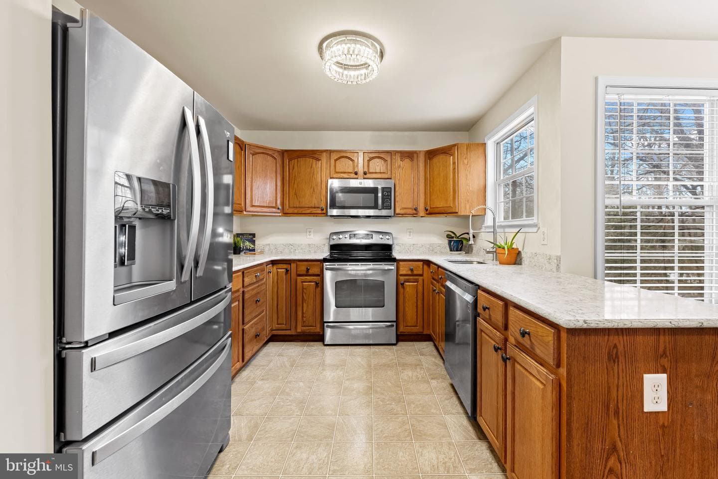 1564 Colony Road photo 9