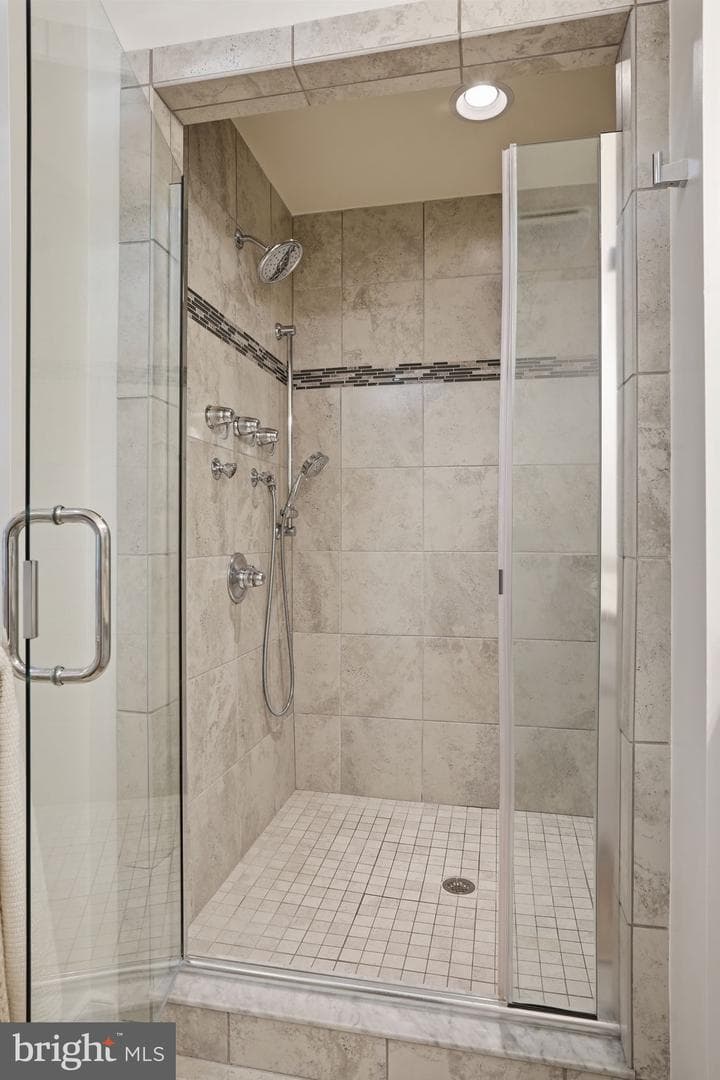 126 Admirals Ridge Drive photo 20