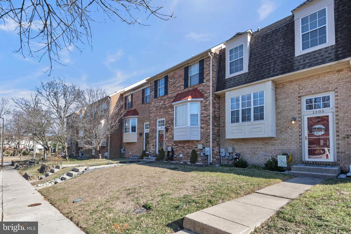 1305 Creekland Court photo 2
