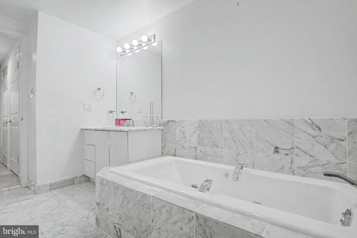 930 Astern Way #304 photo 18