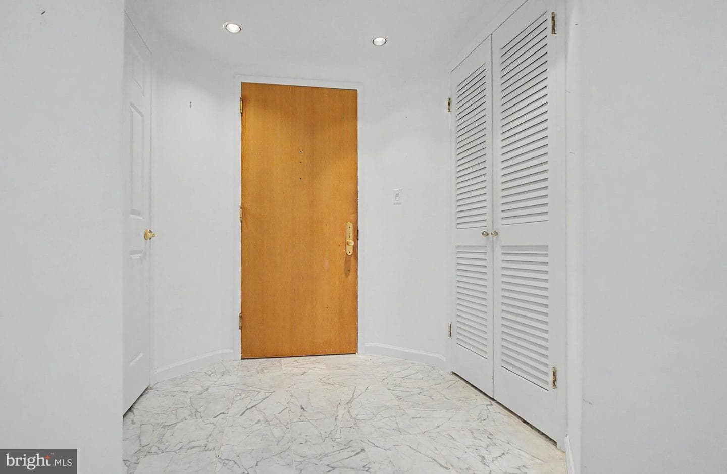 930 Astern Way #304 photo 2