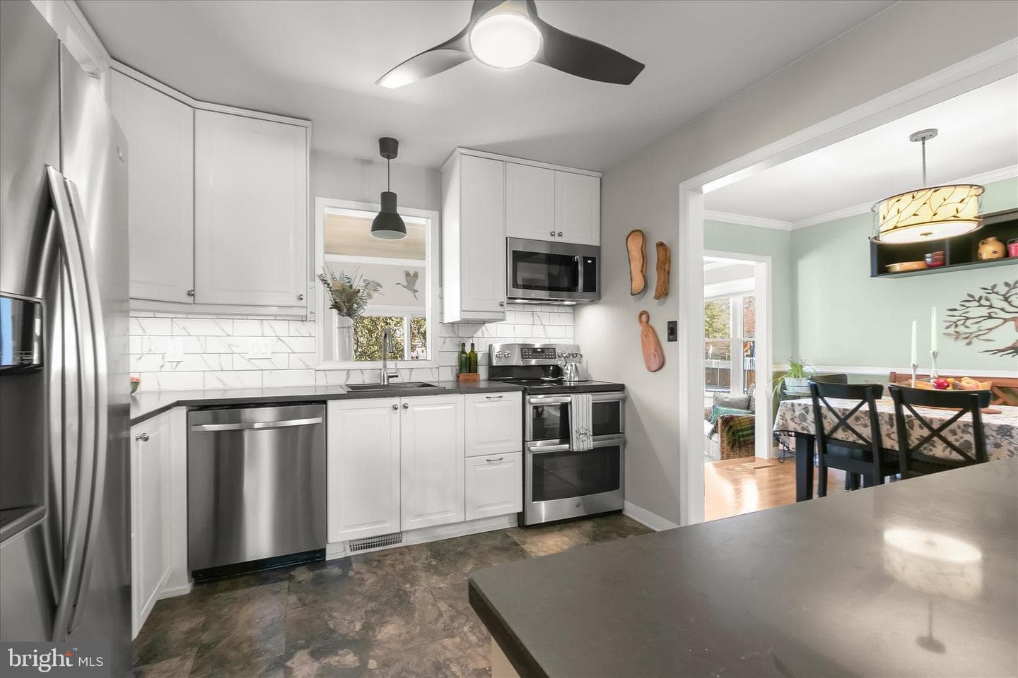 604 231st Street photo 3