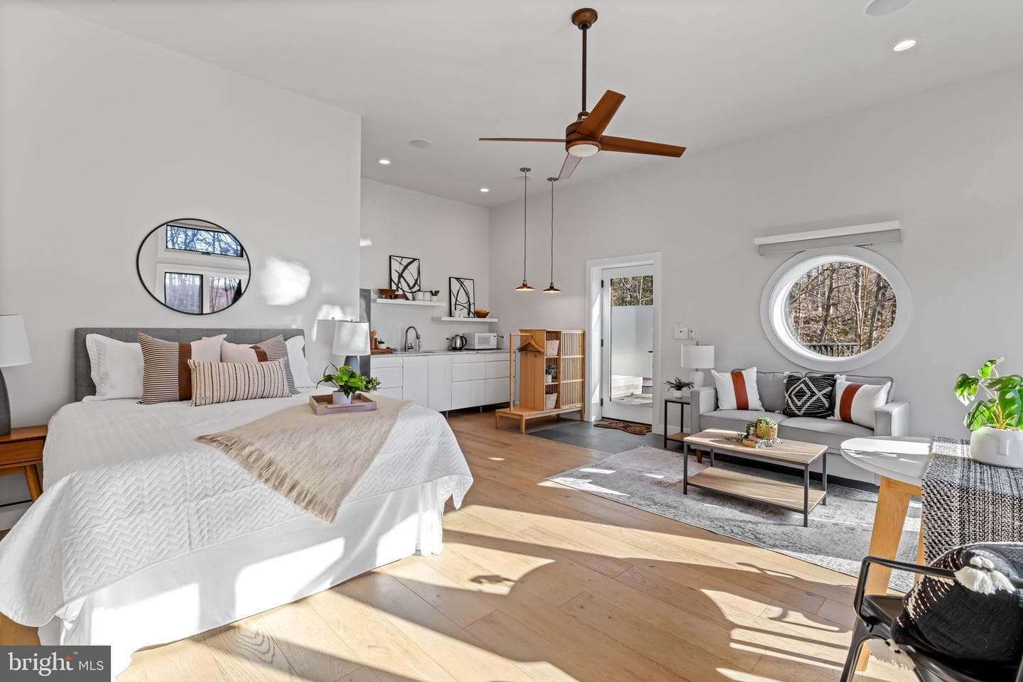 1840 Shore Drive photo 61