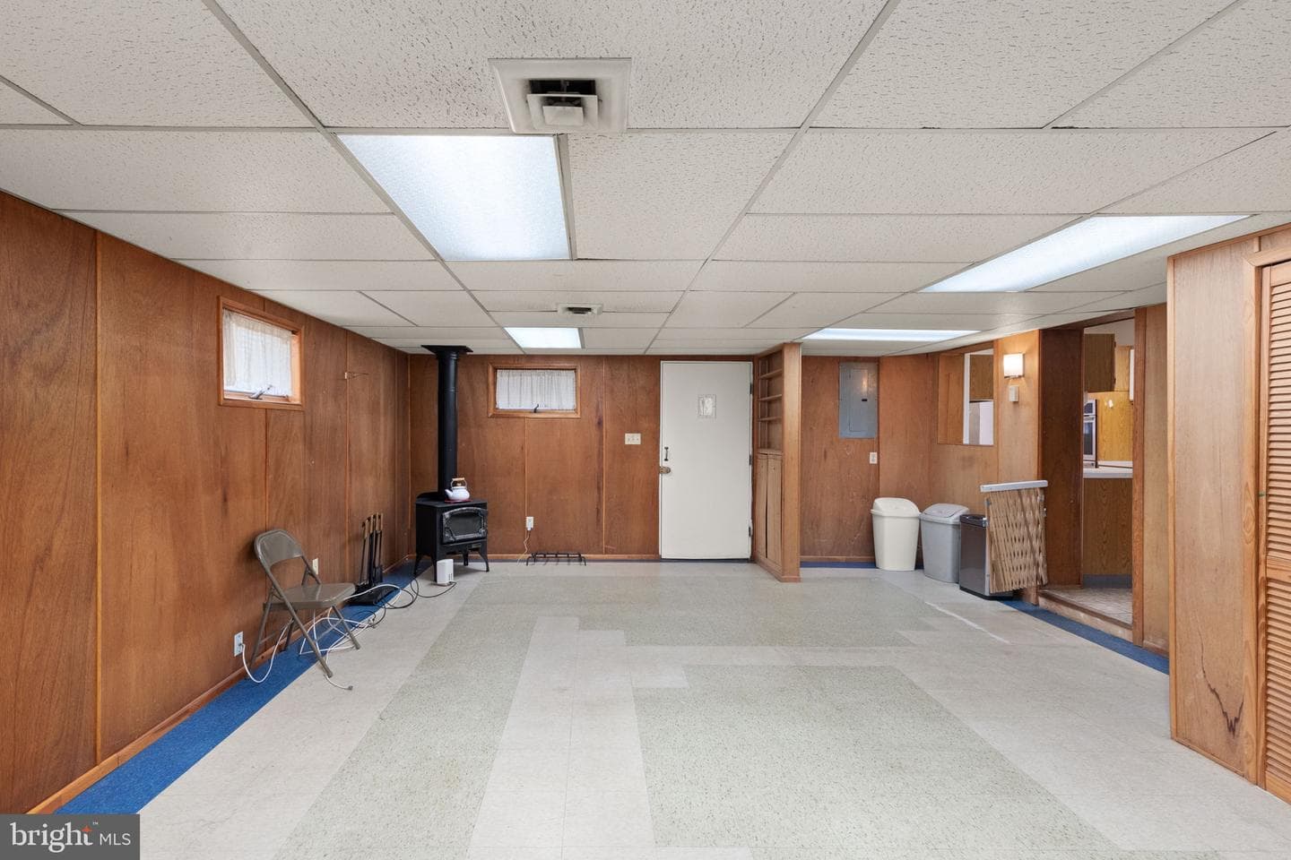 208 Gloucester Drive photo 22