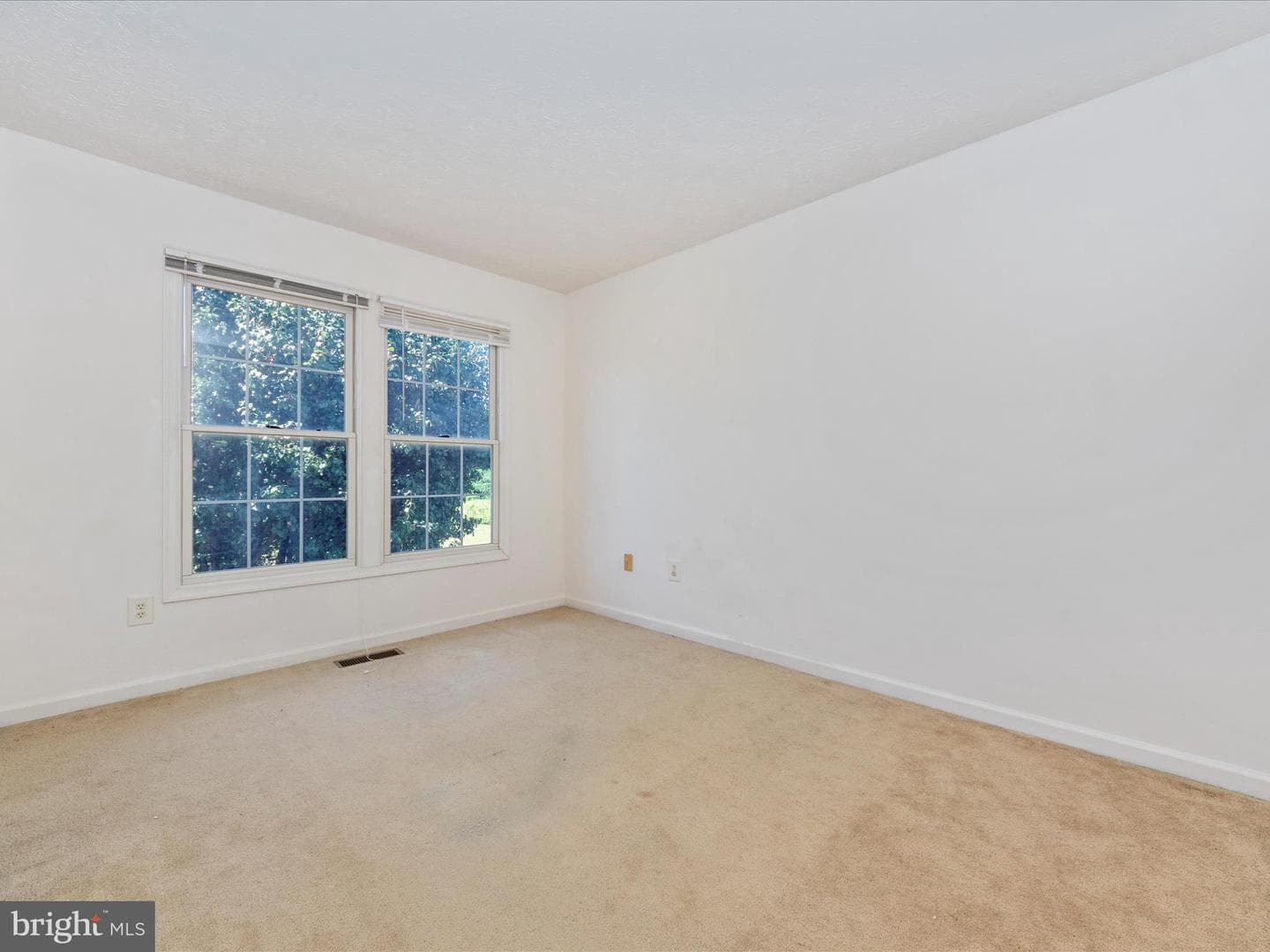 724 Sunnyfield Lane photo 38