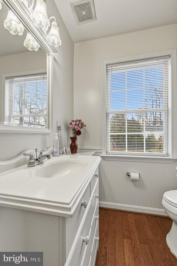 1003 Lee Road photo 28