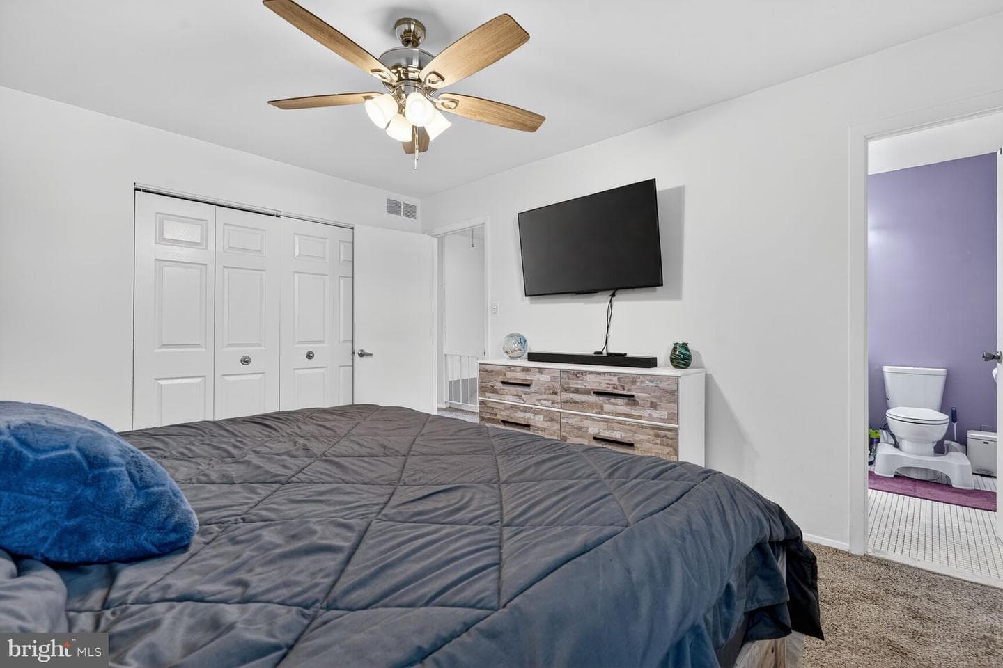 470 Long Towne Court photo 14