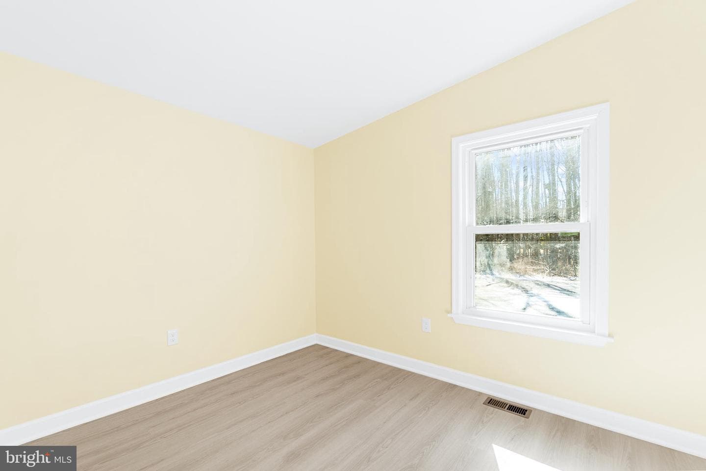 1349 Yorktown Road photo 19