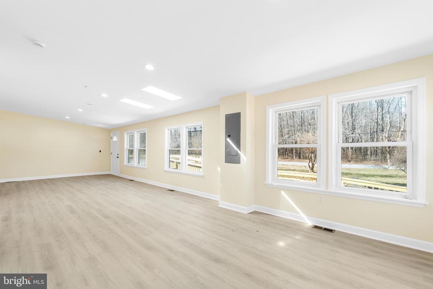 1349 Yorktown Road photo 8