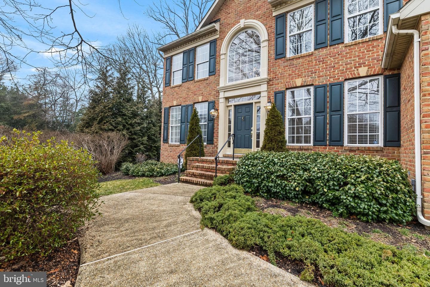 8128 Crimson Court photo 2