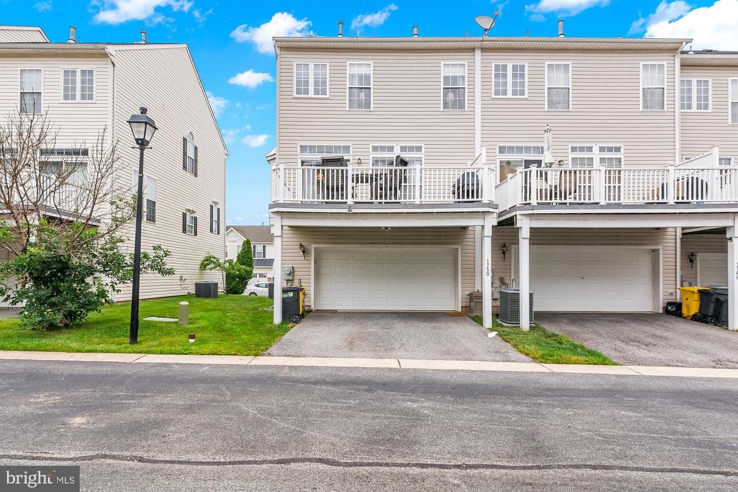 1750 Theale Way photo 42