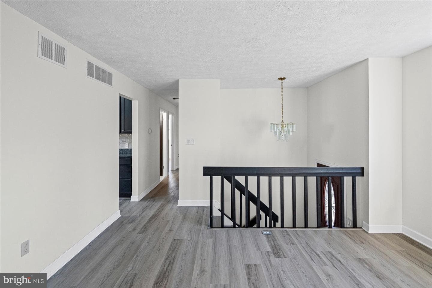 237 Poplar Avenue photo 18