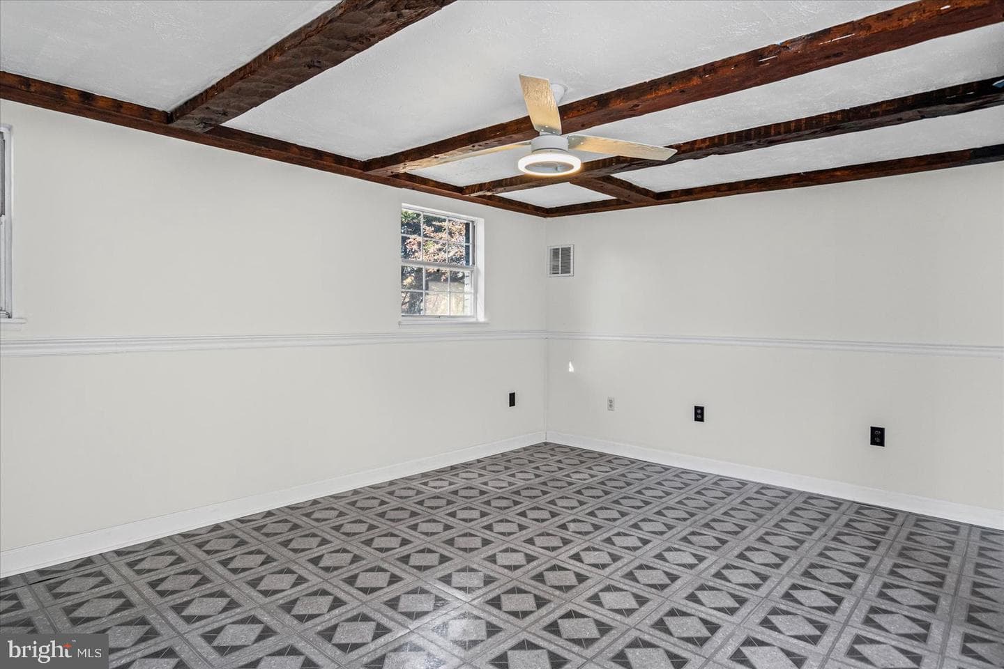 237 Poplar Avenue photo 41