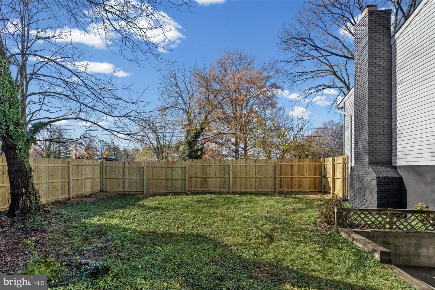 237 Poplar Avenue photo 6