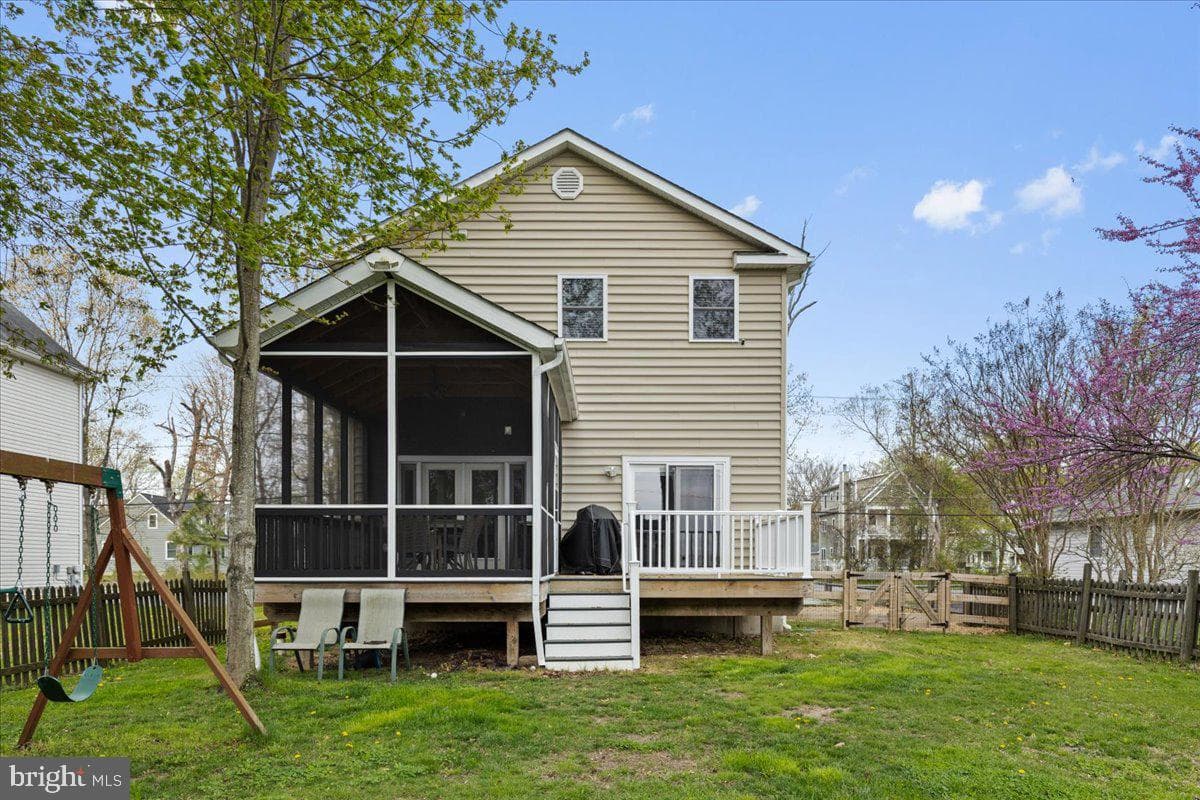 1066 Walnut Avenue photo 49