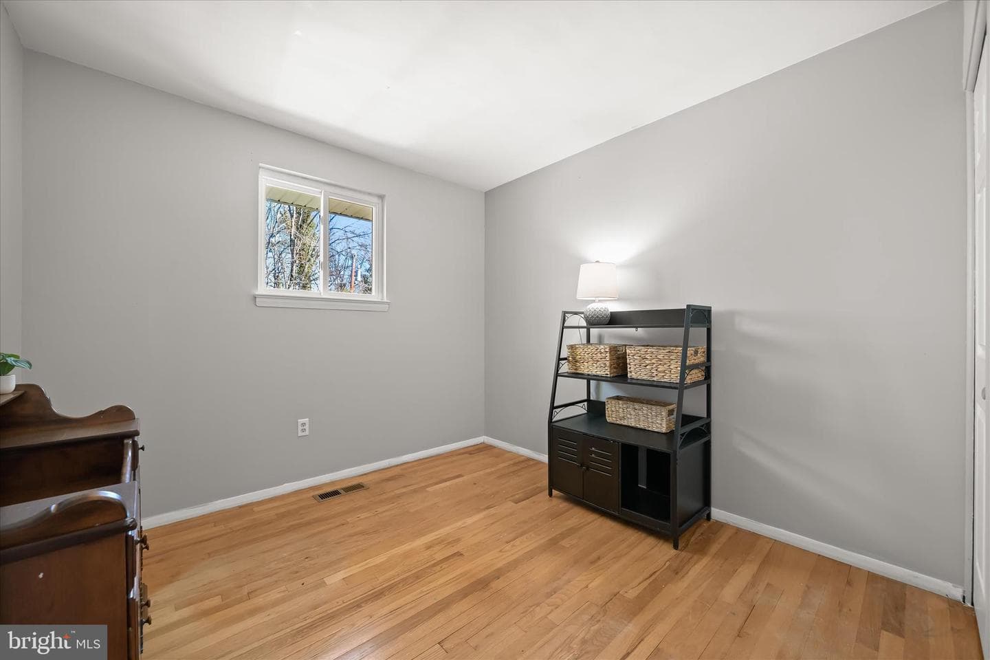 7980 Phirne Road E photo 14