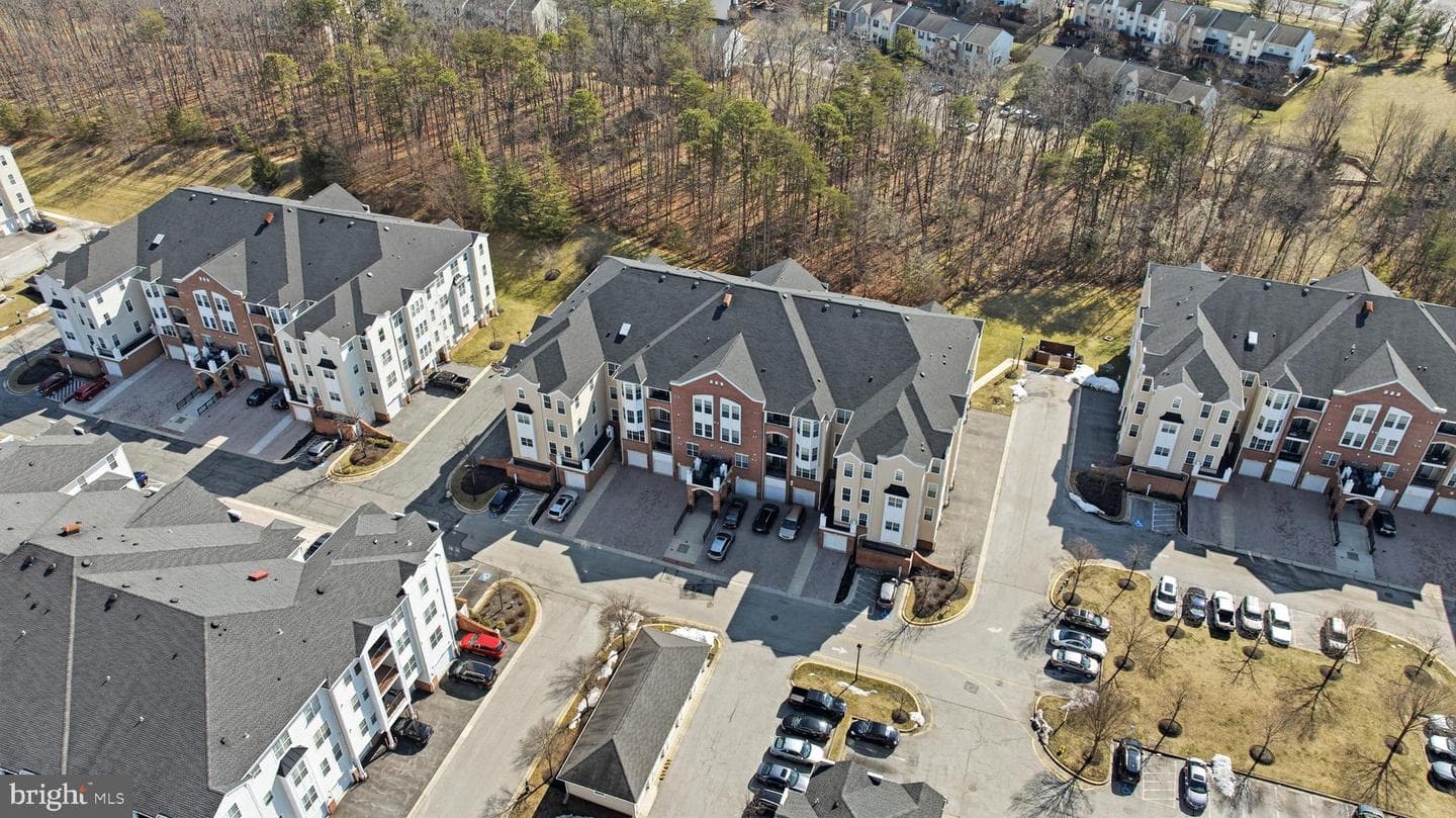 8609 Wintergreen Court #208 photo 48