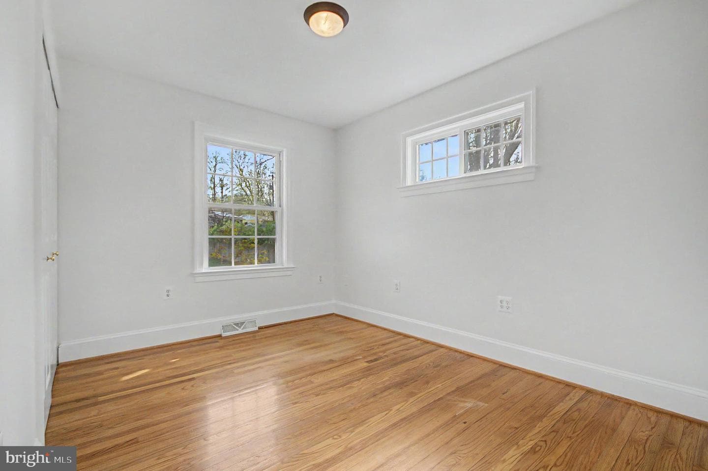 99 Summerfield Drive photo 29