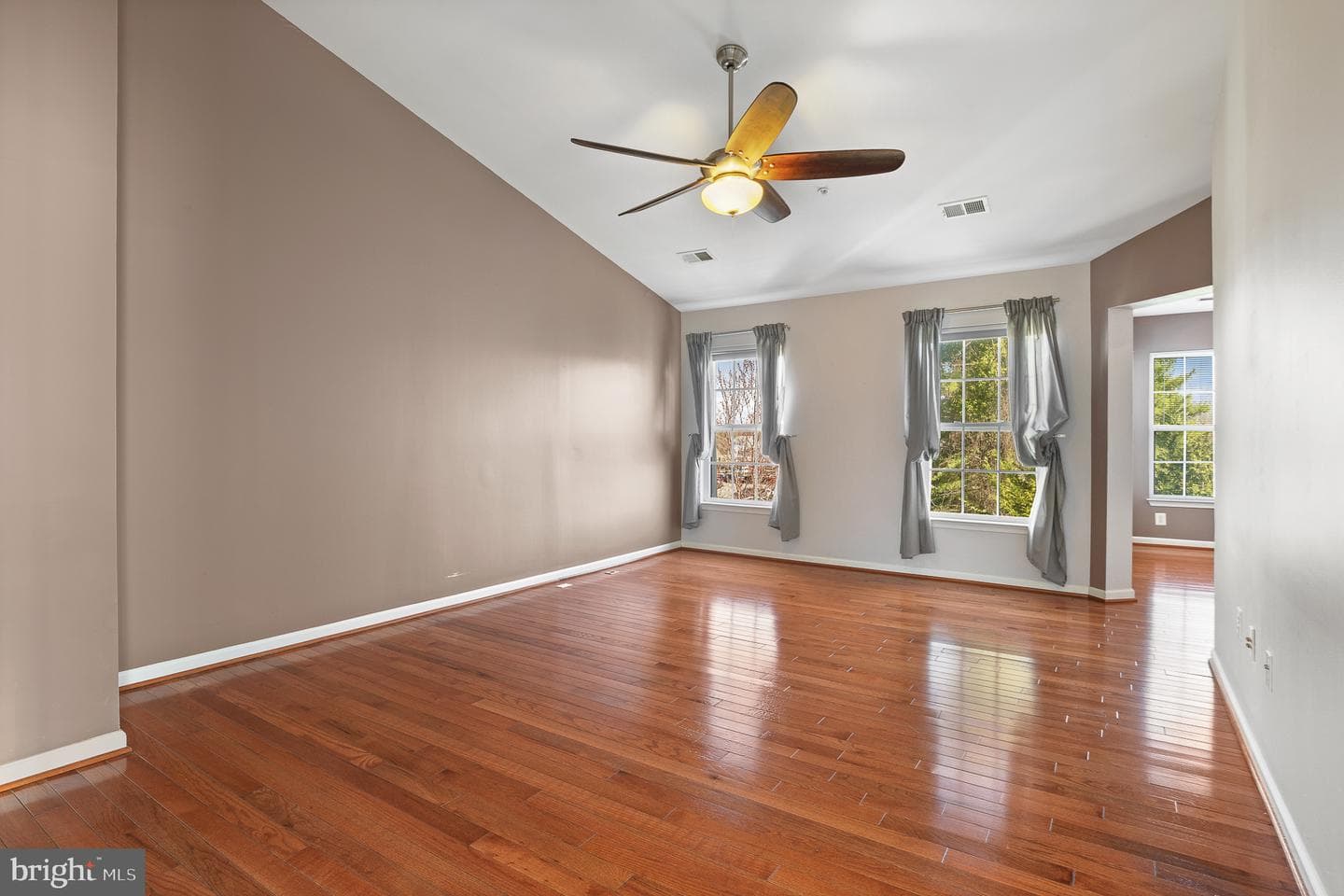 70 Two Rivers Drive photo 62