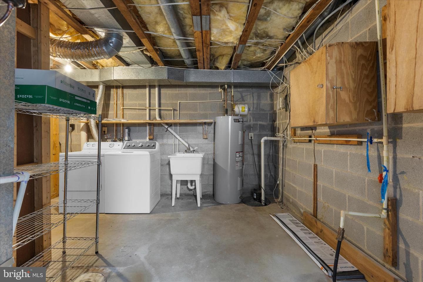 554 Melissa Court photo 32
