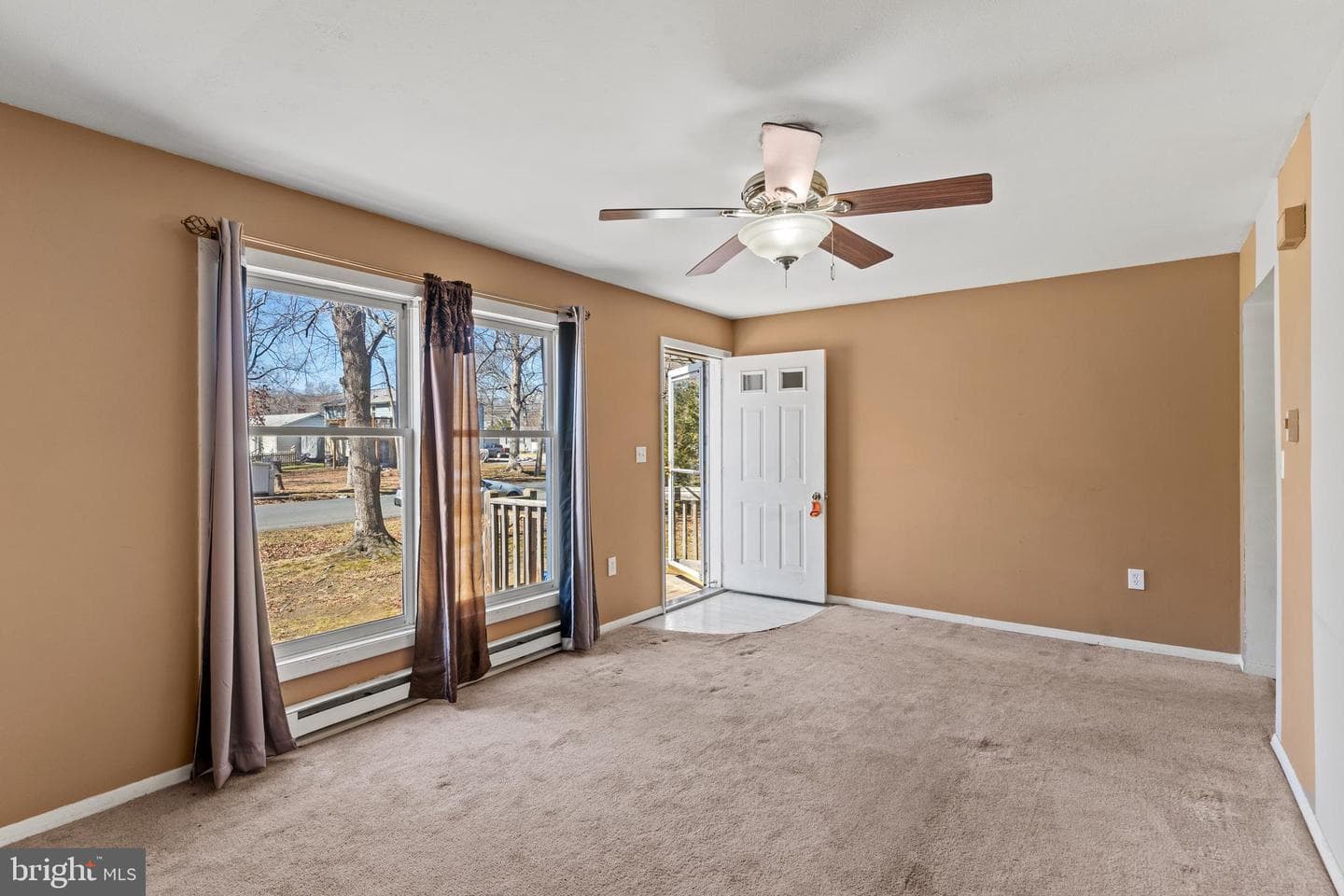 5529 Carvel Street photo 5