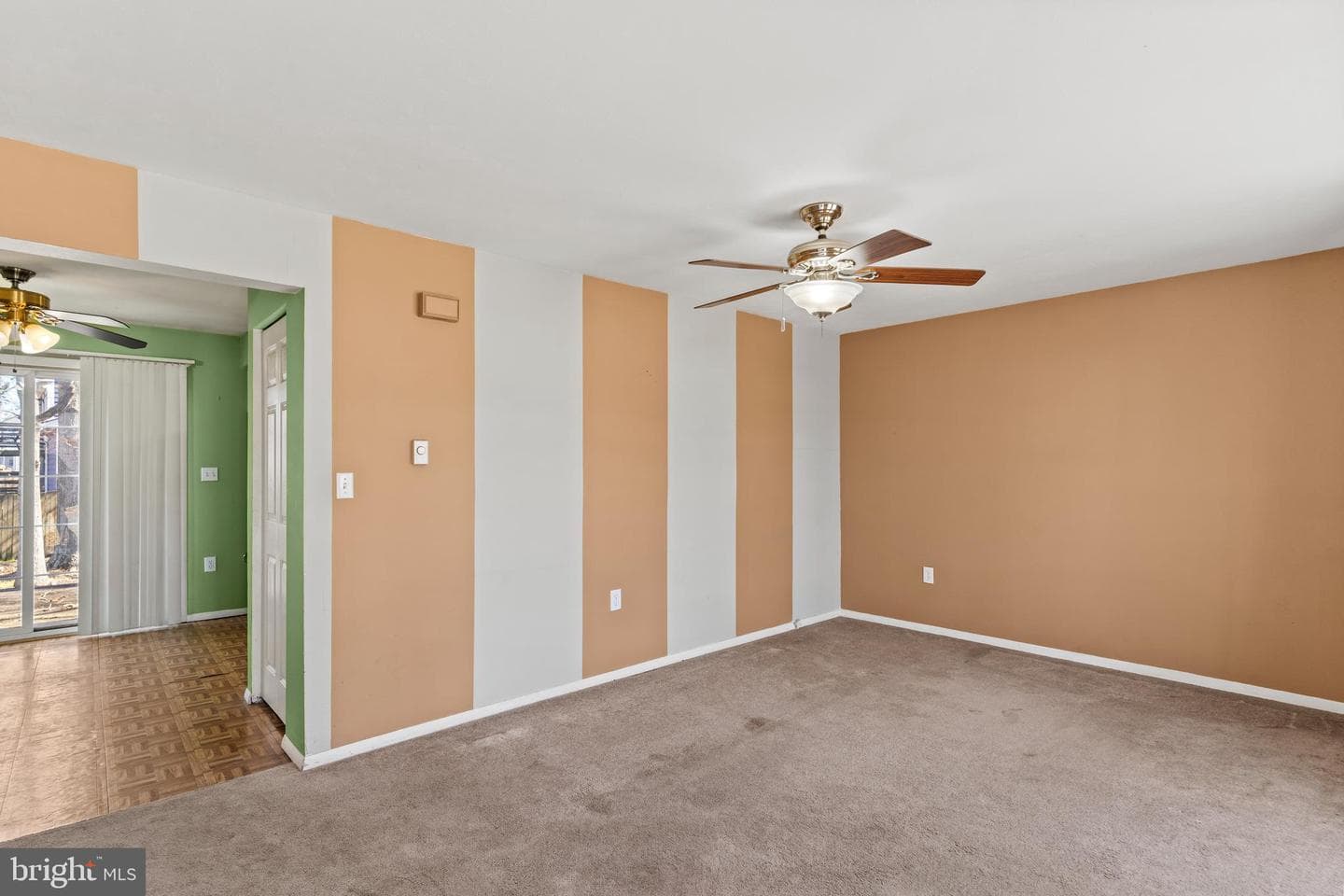 5529 Carvel Street photo 6