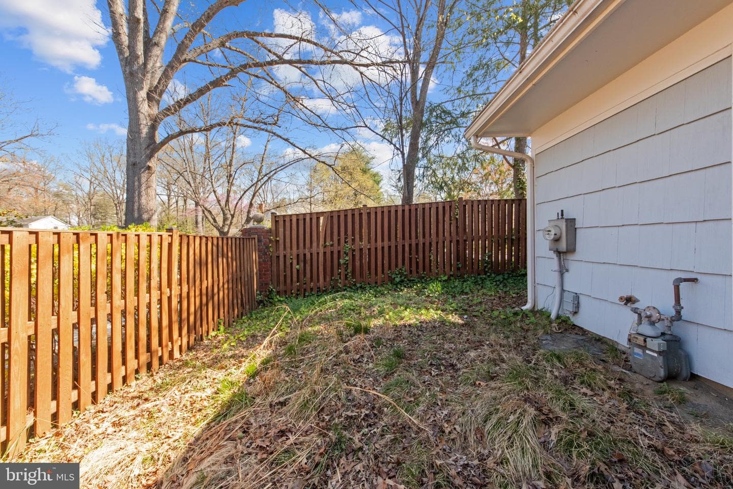 1746 Waldorf Court photo 41