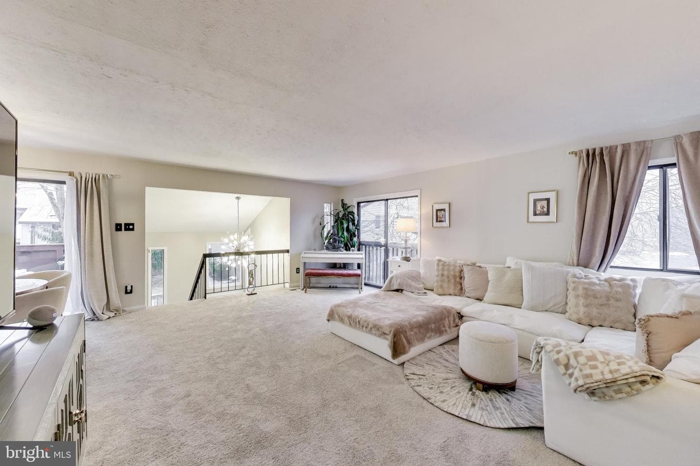 1904 Ardenwood Terrace photo 3