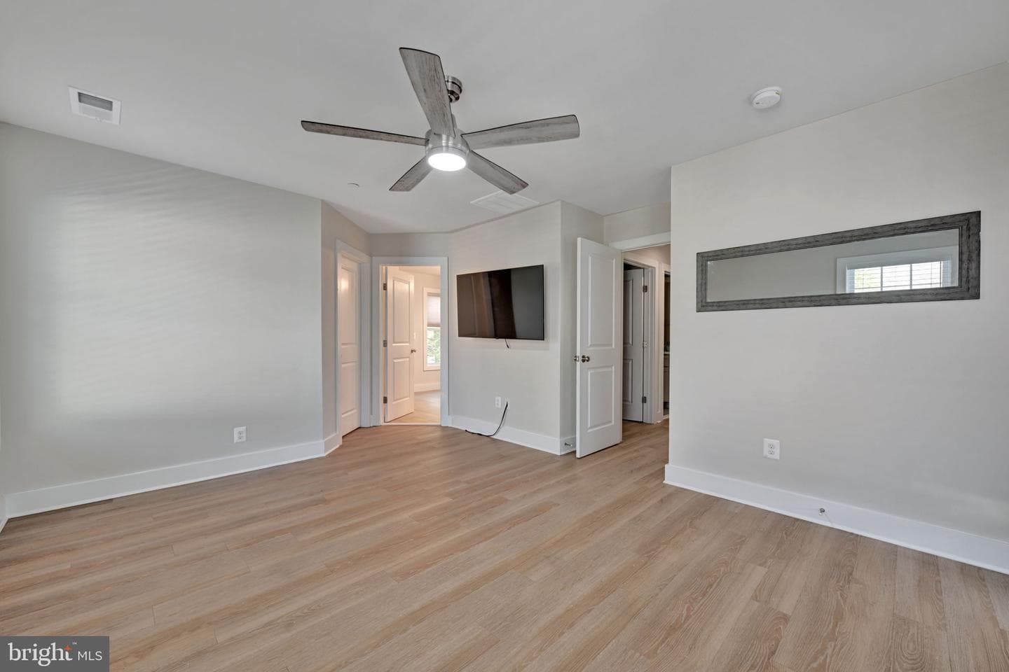 1205 Hawthorne Street photo 15
