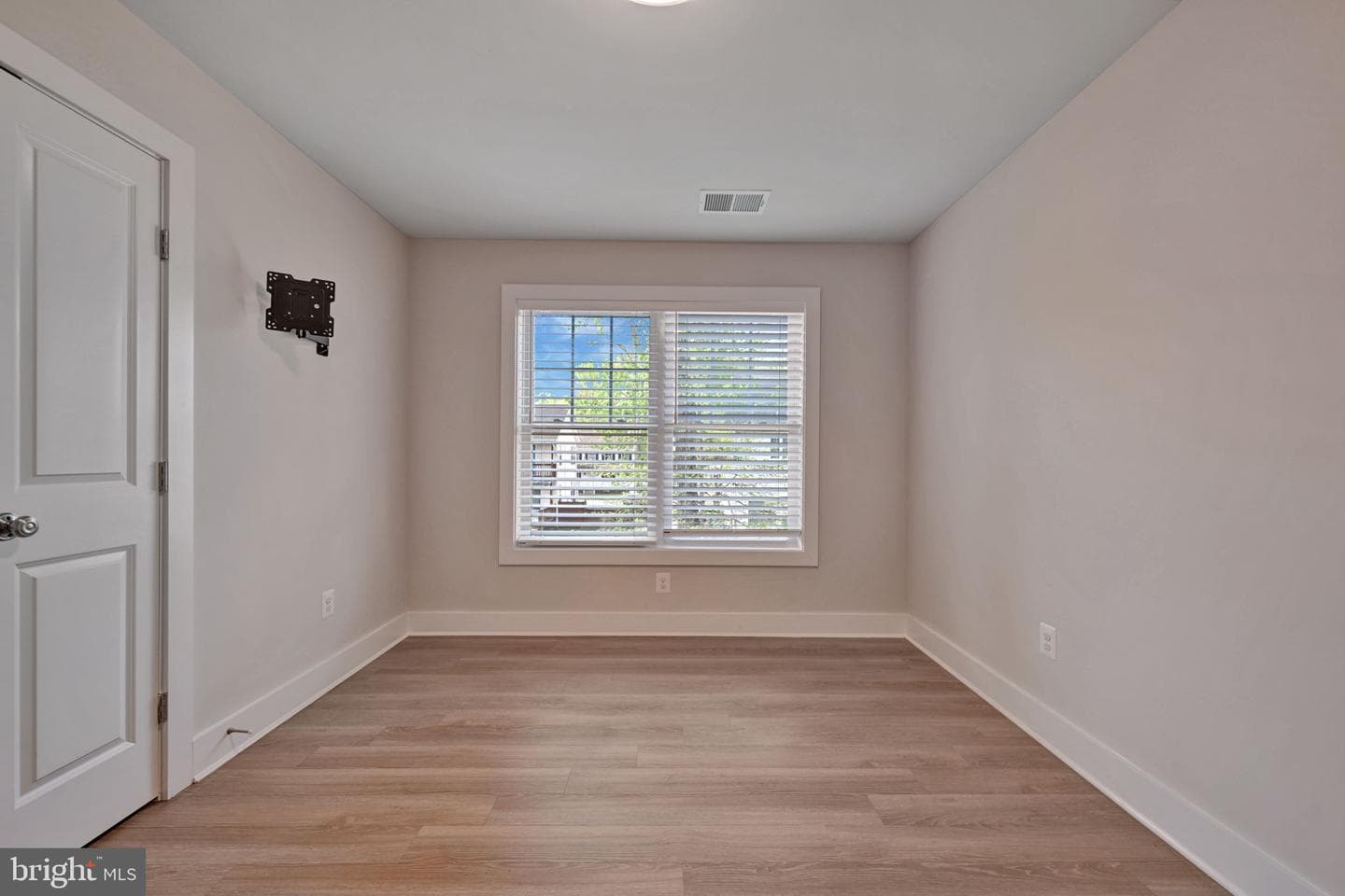 1205 Hawthorne Street photo 19