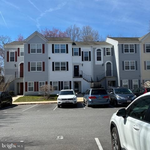 10 Amberstone Court