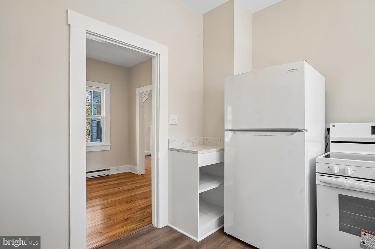 901 Walnut Avenue photo 30