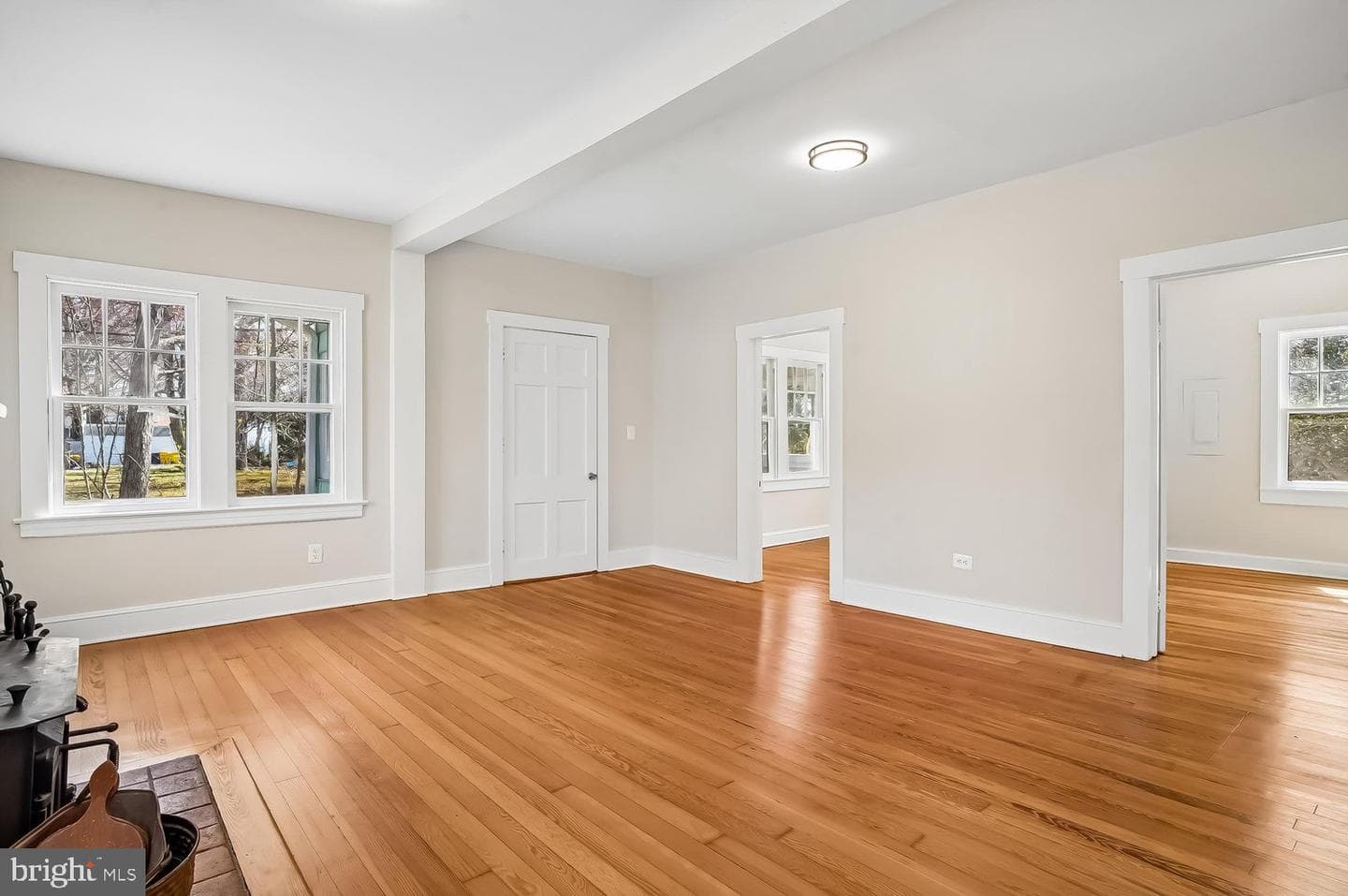 901 Walnut Avenue photo 32