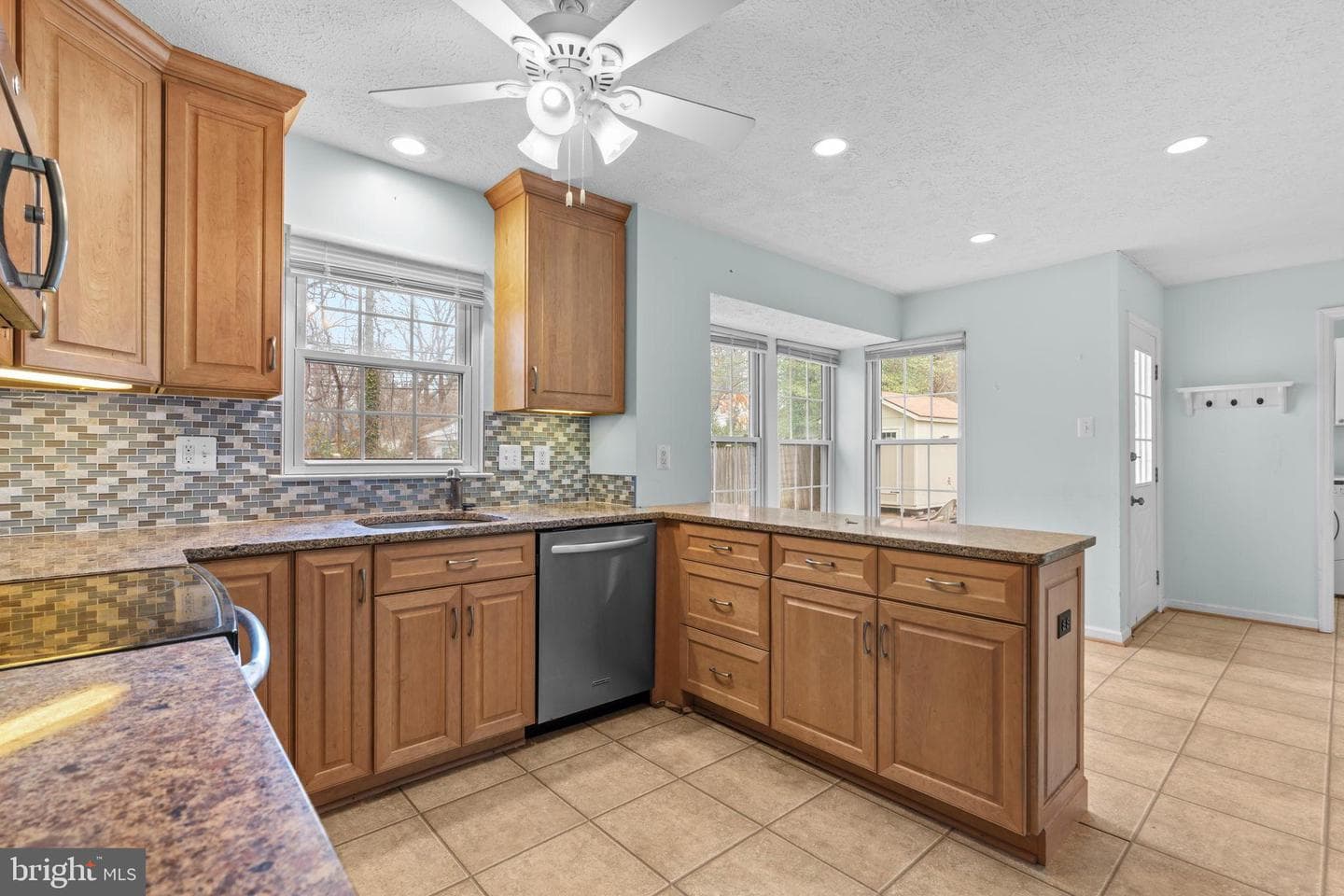 8201 Wapati Court photo 4